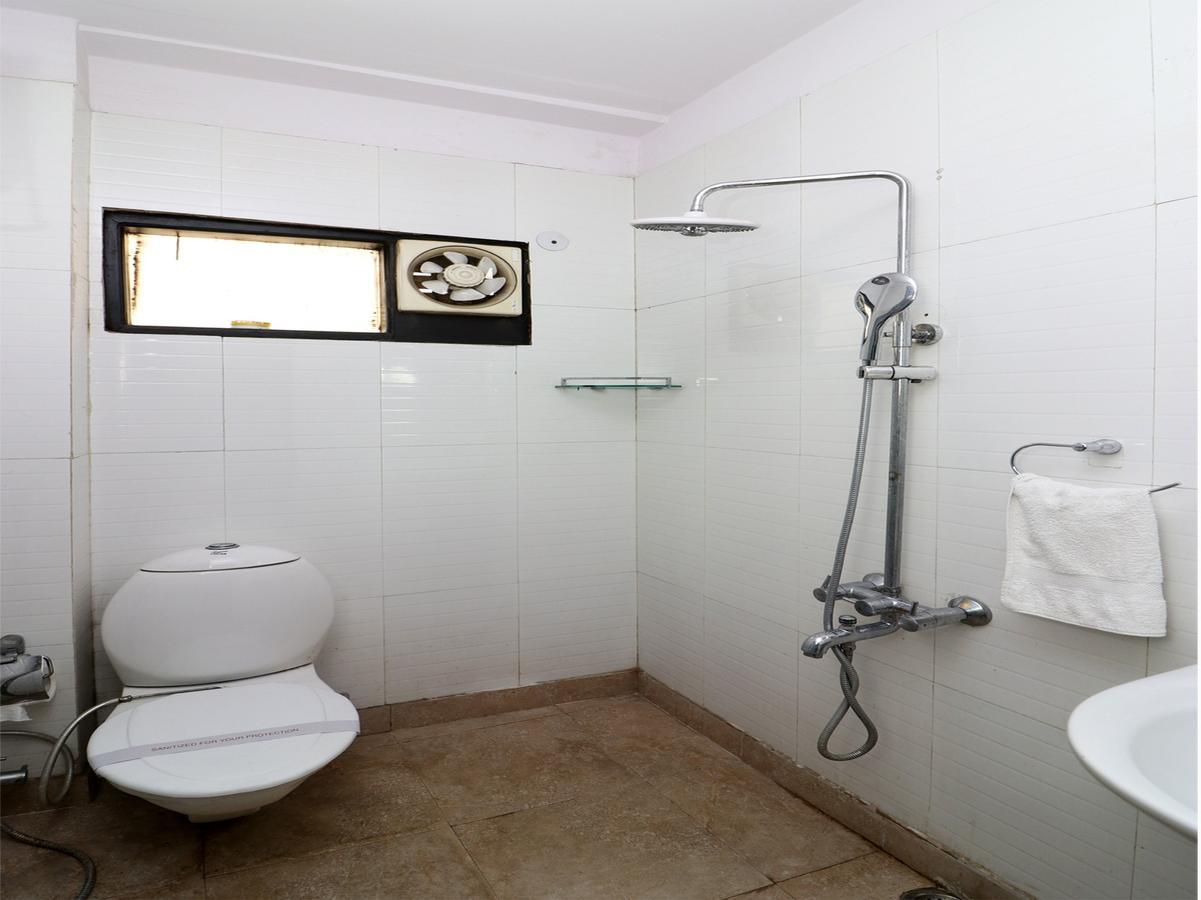 Oyo 13451 Star Corporate Avenue Ξενοδοχείο Νέο Δελχί Εξωτερικό φωτογραφία